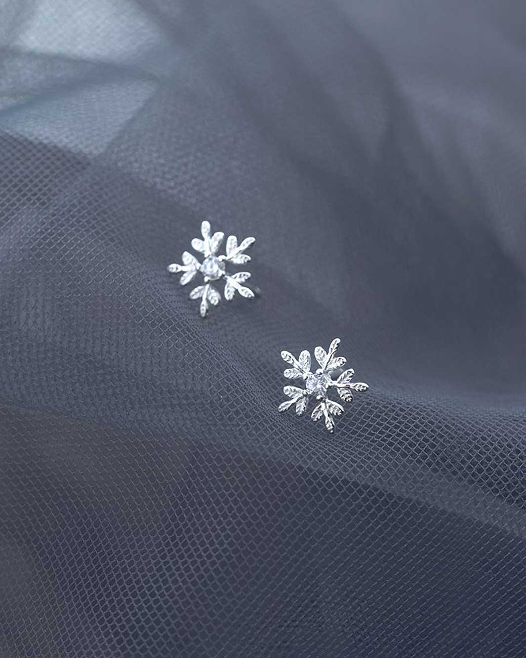 Snowflake Stud Earrings