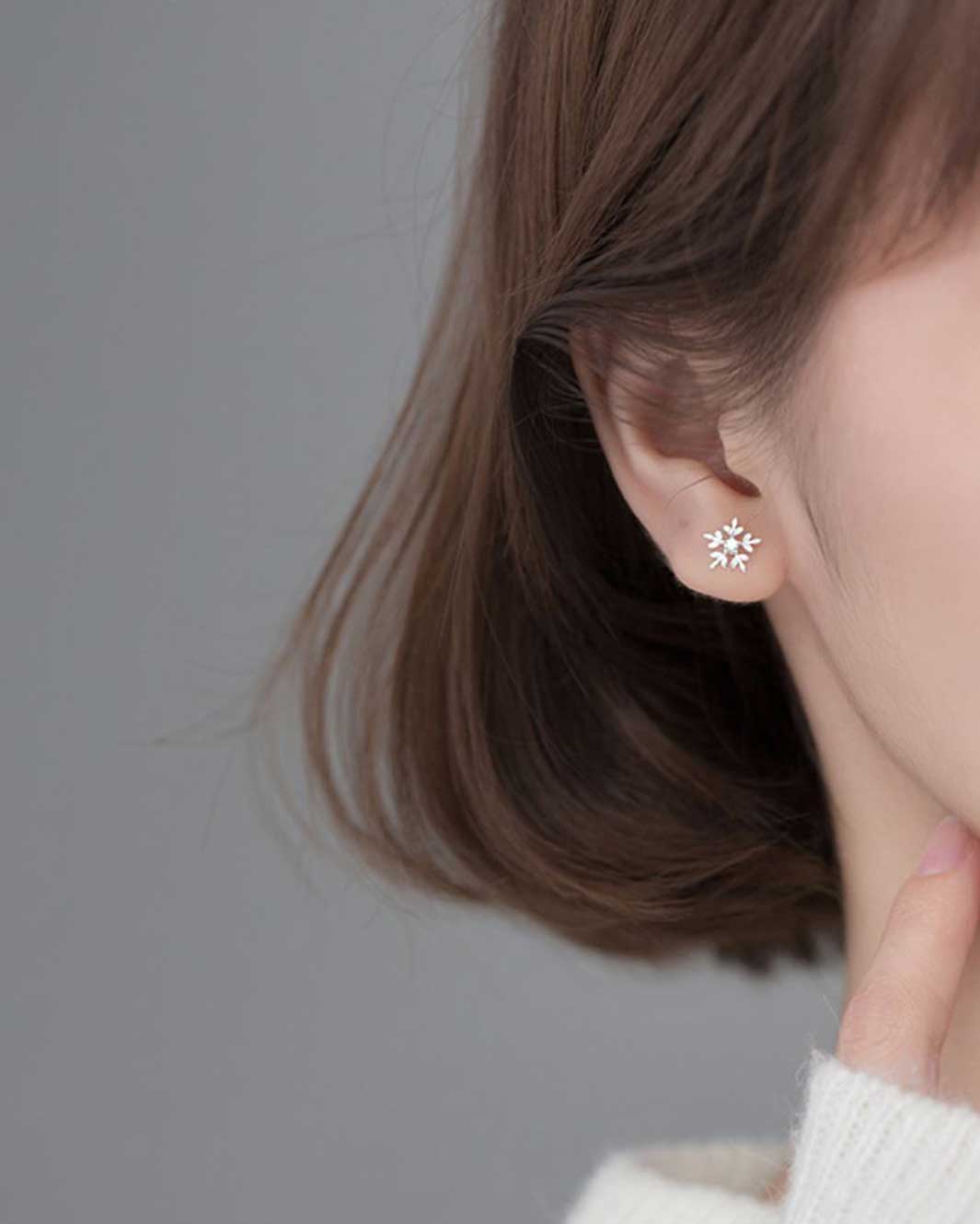 Snowflake Stud Earrings