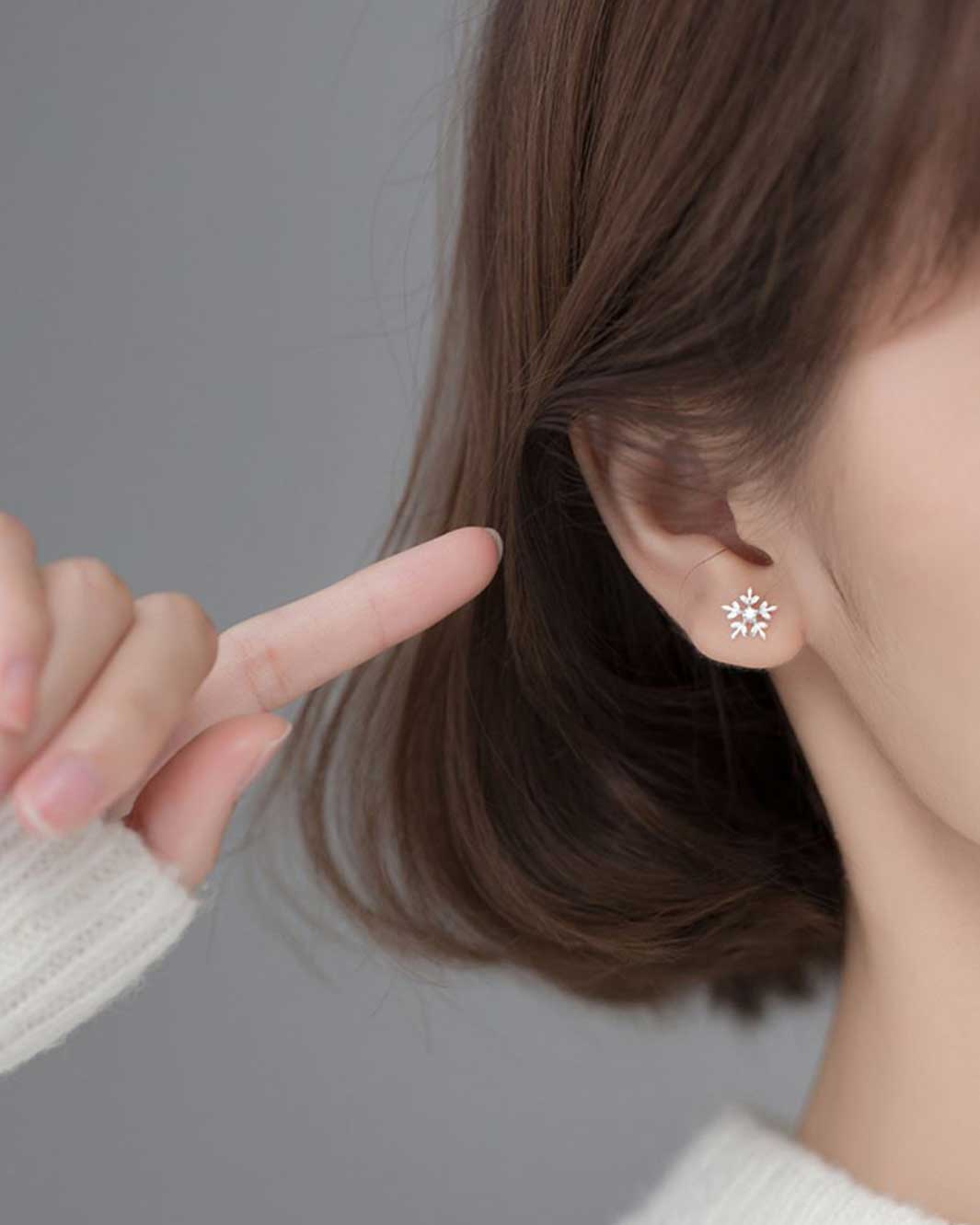 Snowflake Stud Earrings