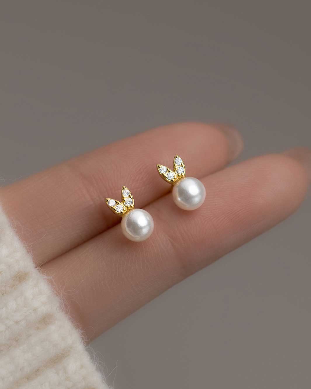 Bunny Pearl Stud Earrings