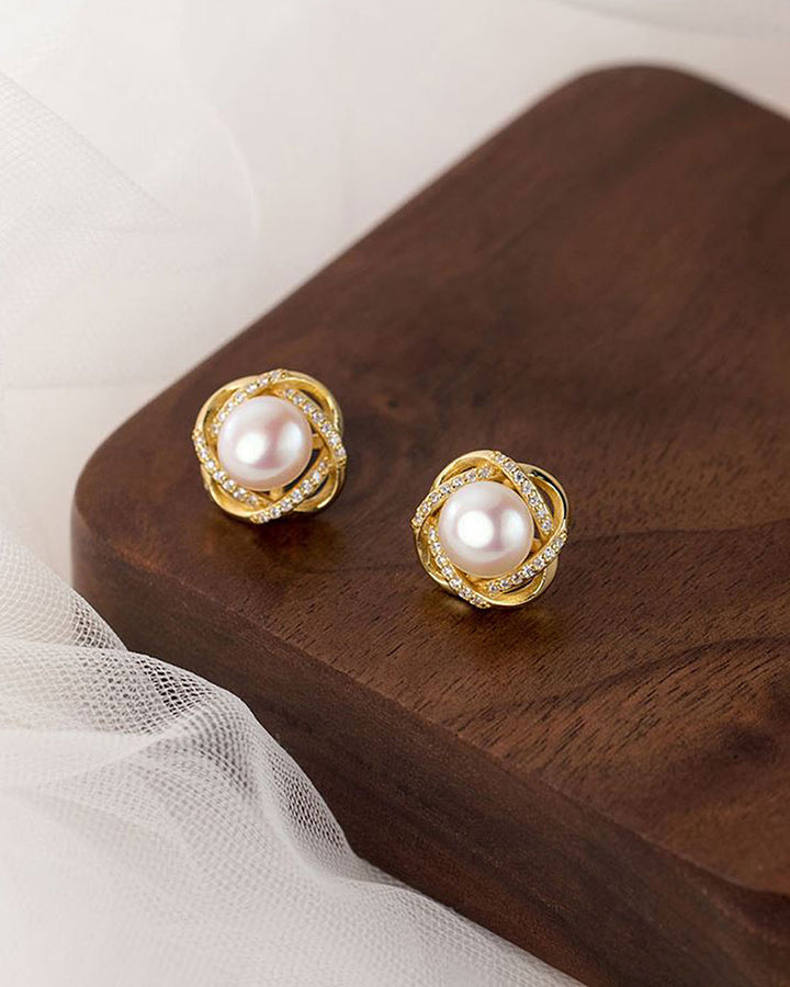 Jori Pearl Stud Earrings