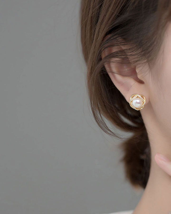 Jori Pearl Stud Earrings