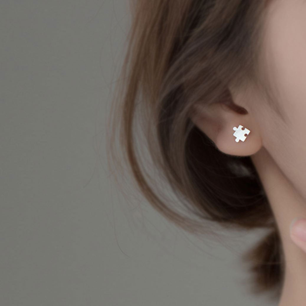 Matte Puzzle Pieces Stud Earrings