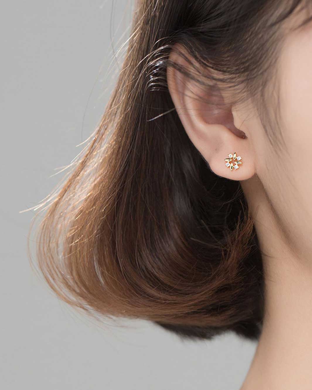 Dainty Floral Stud Earrings