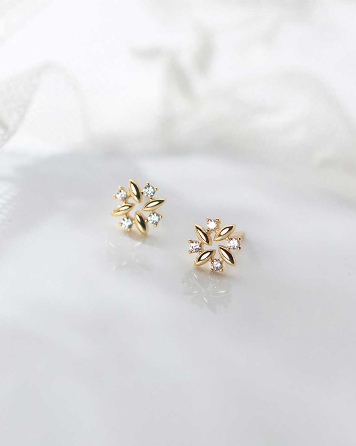 Dainty Floral Stud Earrings