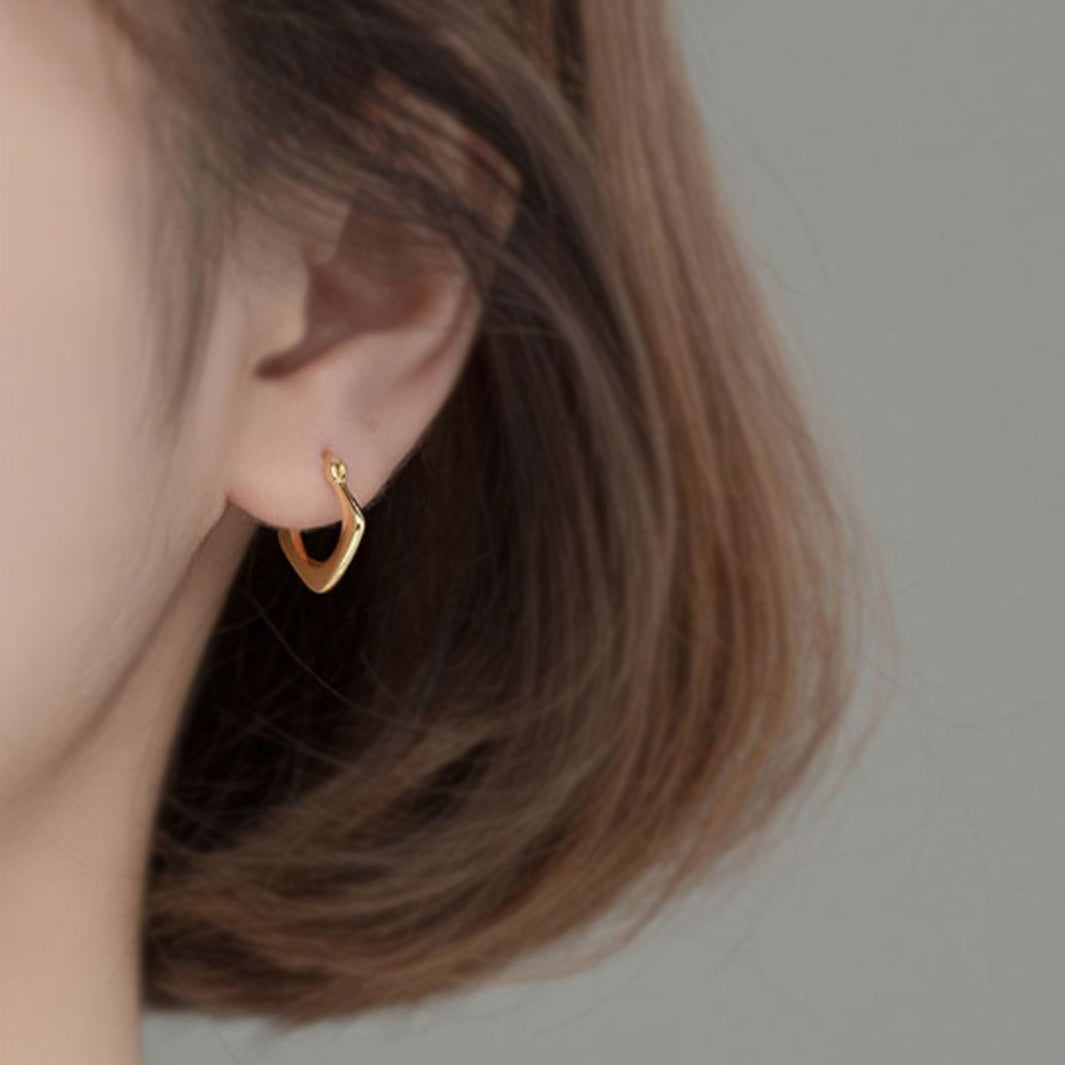 Arya Square Hoop Earrings