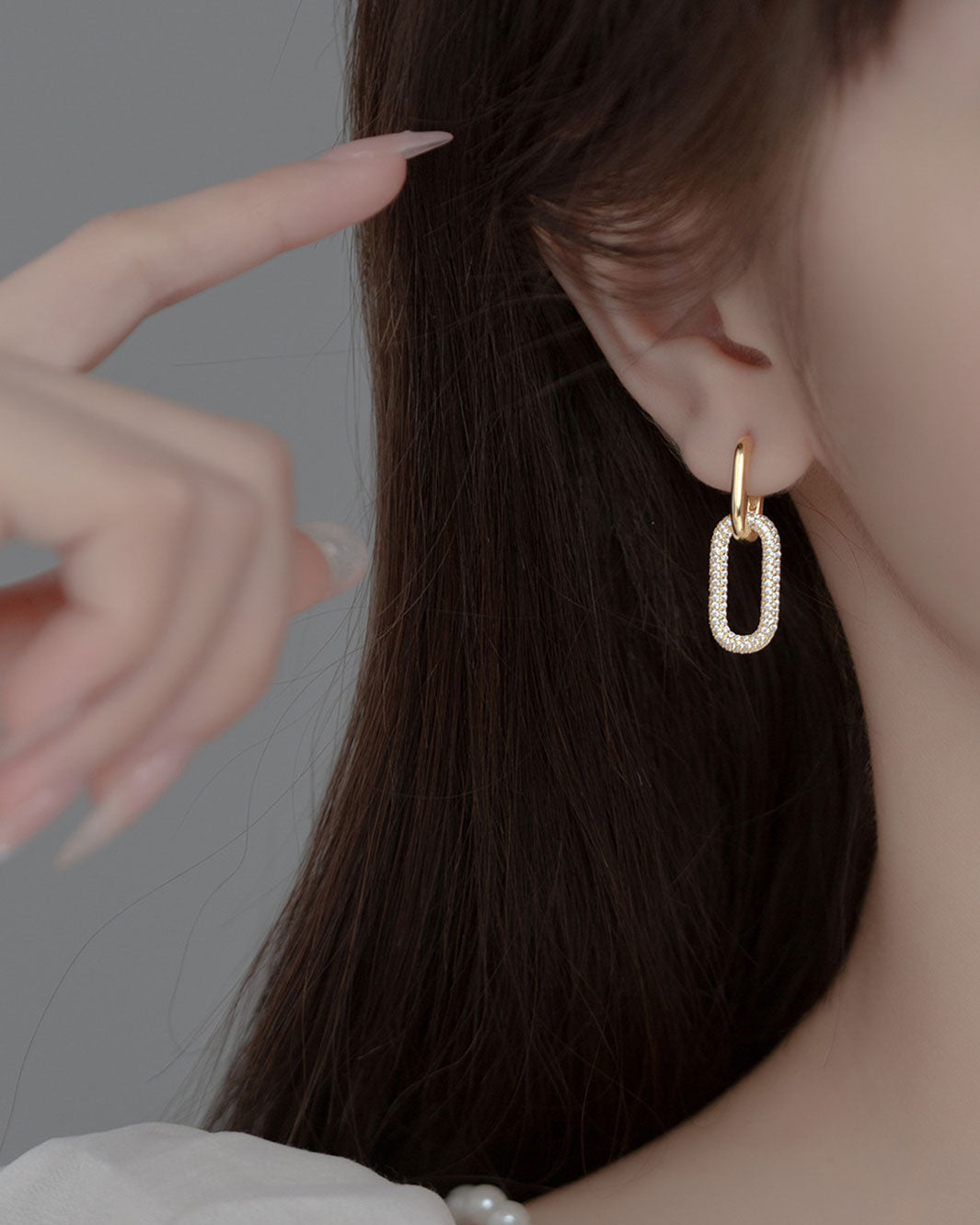 Camille Oval Hoop Earrings