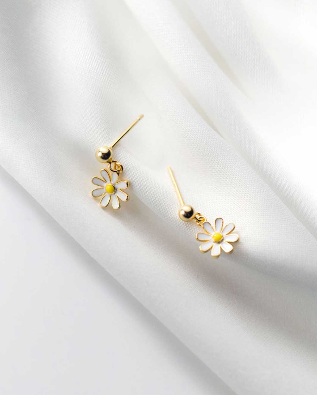 Daisy Charm Drop Earrings