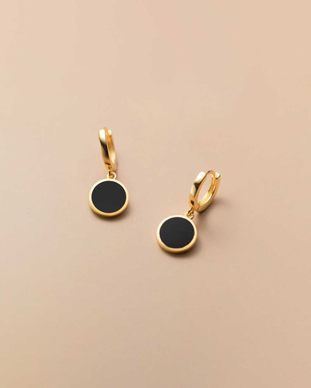 Black Round Charm Huggie Earrings