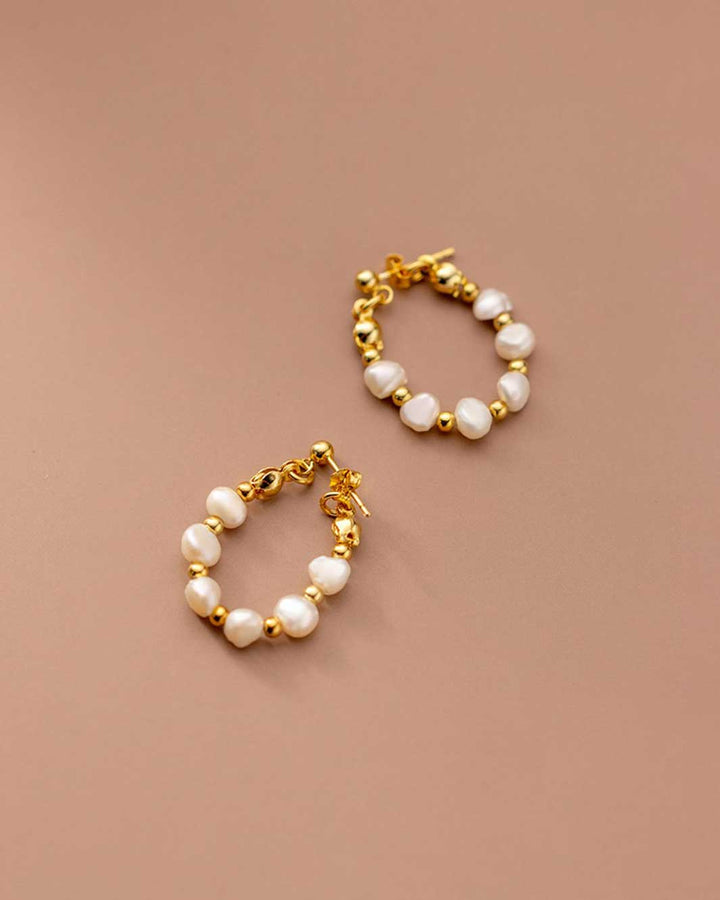 Perola Pearl Chain Drop Earrings