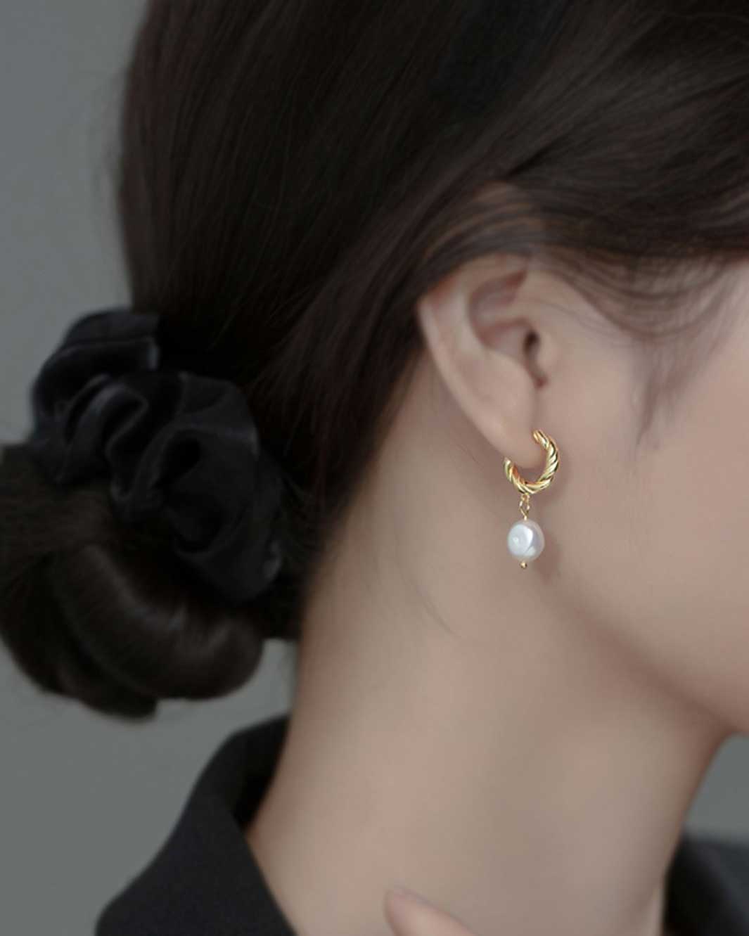 Arianna Baroque Pearl Drop Earrings