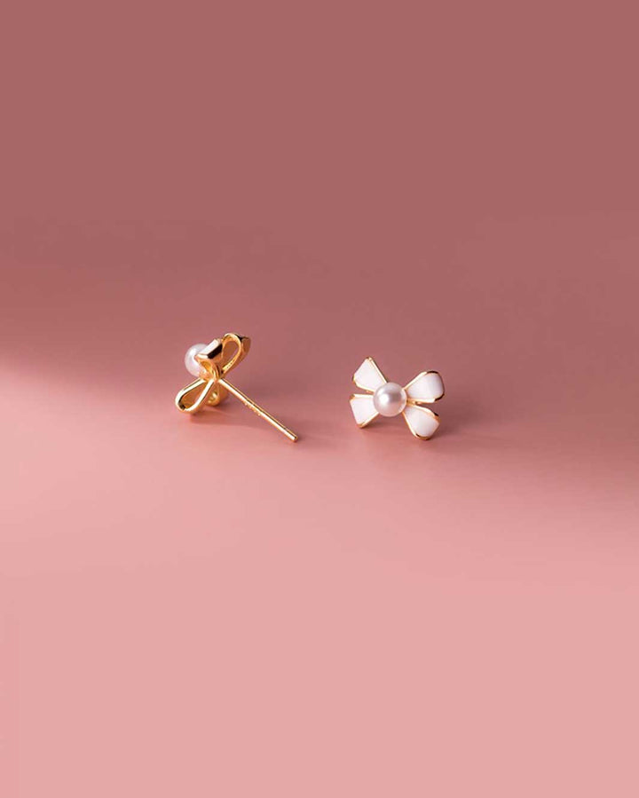 Pearl Ribbon Stud Earrings