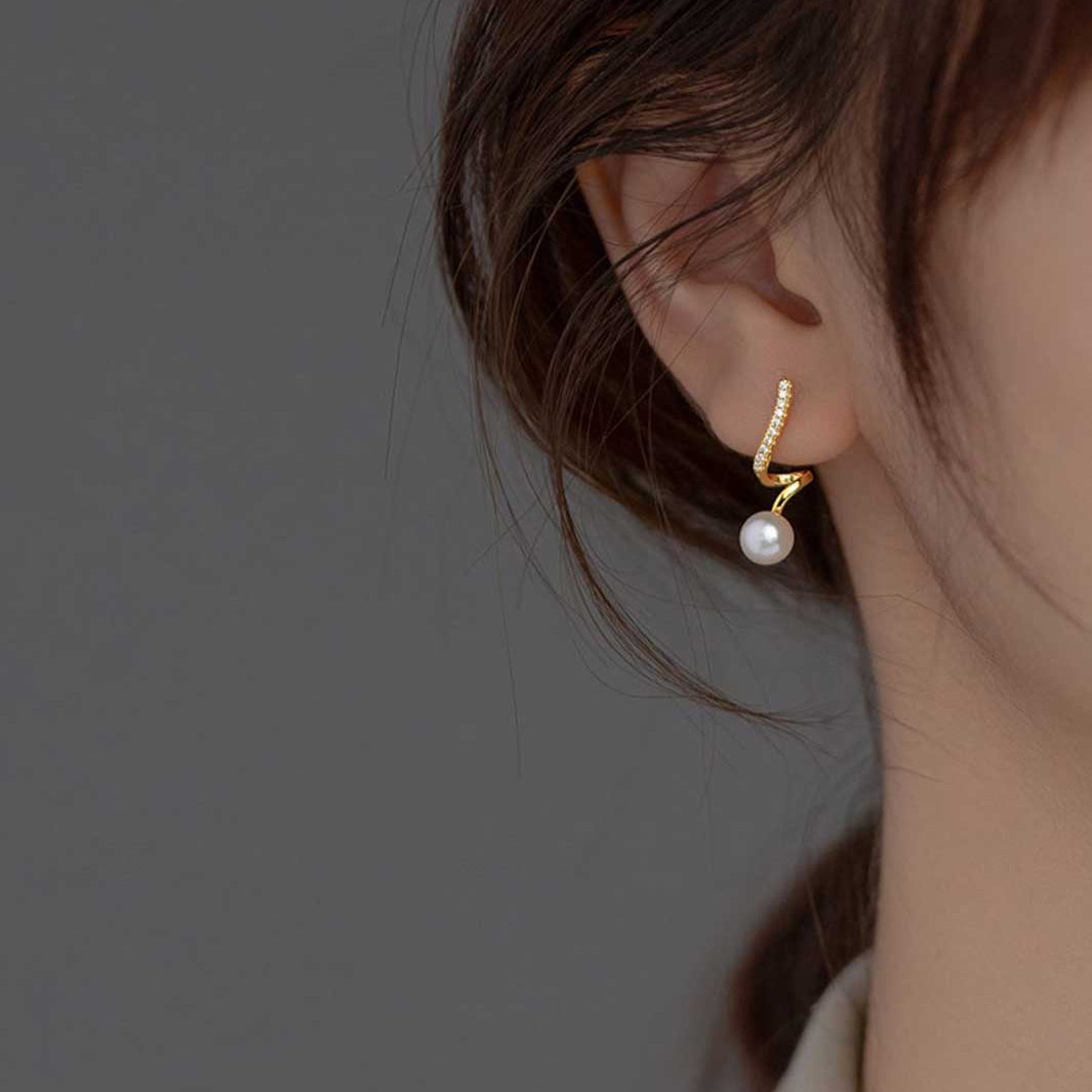 Maisie Pearl Drop Earrings