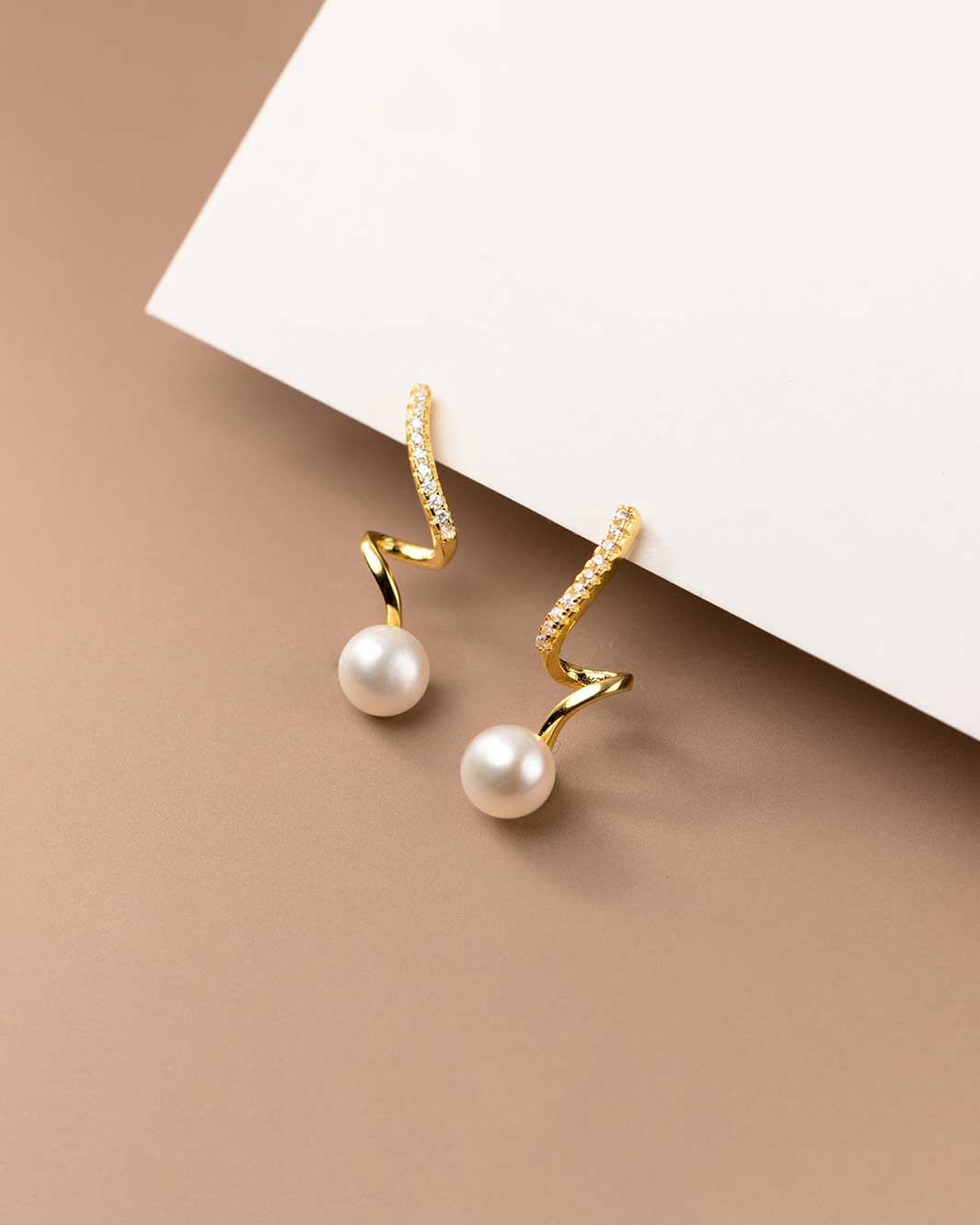 Maisie Pearl Drop Earrings